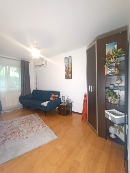 Garsoniera de vânzare în zona Unirii Piata Alba Iulia Decebal Sector 3