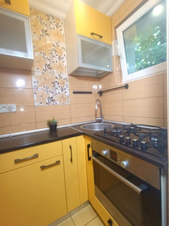 Garsoniera de vânzare în zona Unirii Piata Alba Iulia Decebal Sector 3