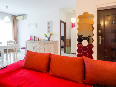 Apartament mobilat si utilat modern, în Titan, Răsărit de Soare 