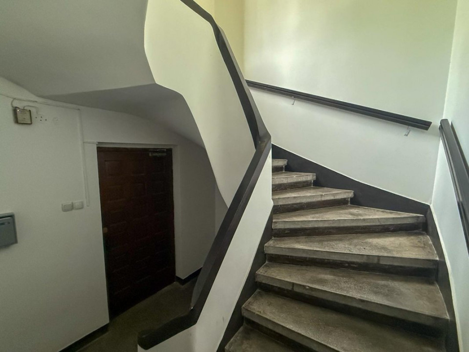 Apartament in Armeneasca, parter in vila.