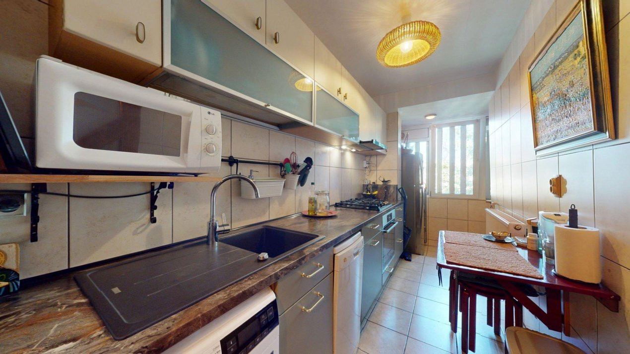 Apartament 2 camere  vanzare Drumul Taberei Afi Mall Metrou