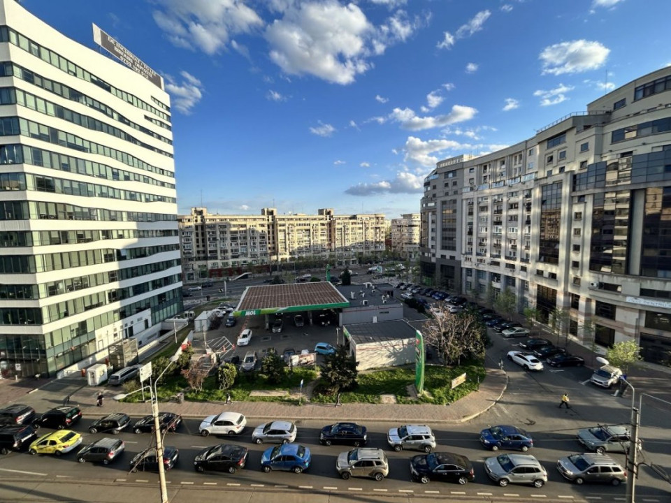 METROU PIATA MUNCII, VEDERE DECEBAL, DOUA CAMERE RENOVABIL