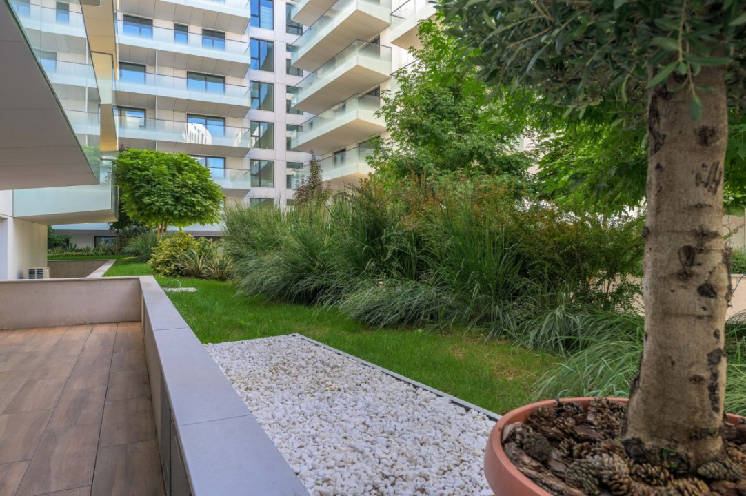 Apartament 5 camere cu terasă 36 mp, 211 mp, vedere pădure – Pines Residence