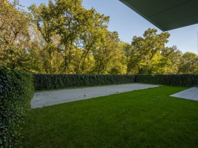 Apartament 4 camere, 349 mp total utili, grădină 231 mp – la liziera pădurii