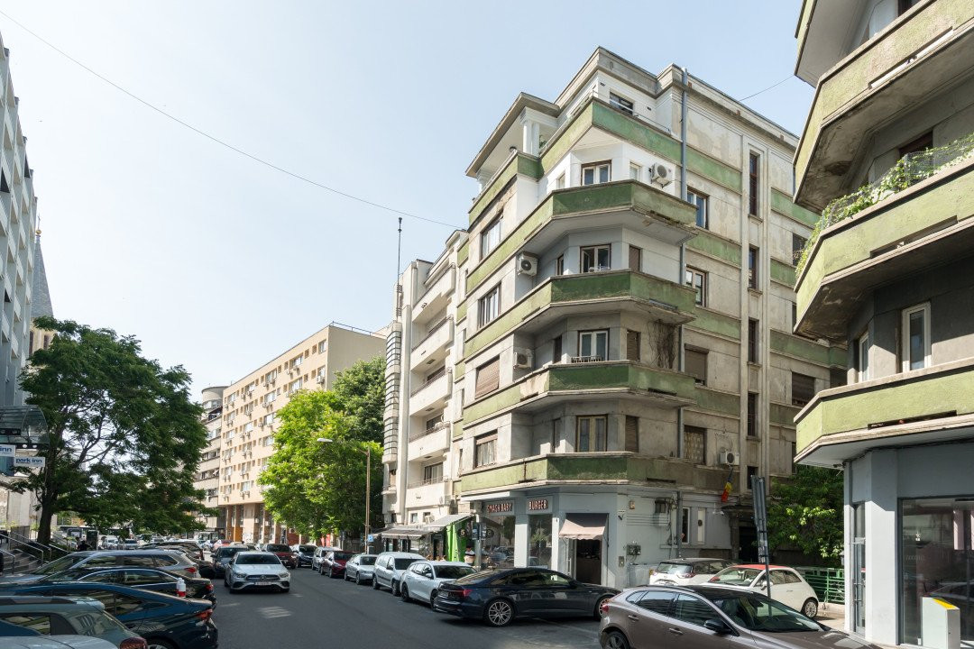 Apartament superb cu 3 camere str. Luterana - Calea Victoriei