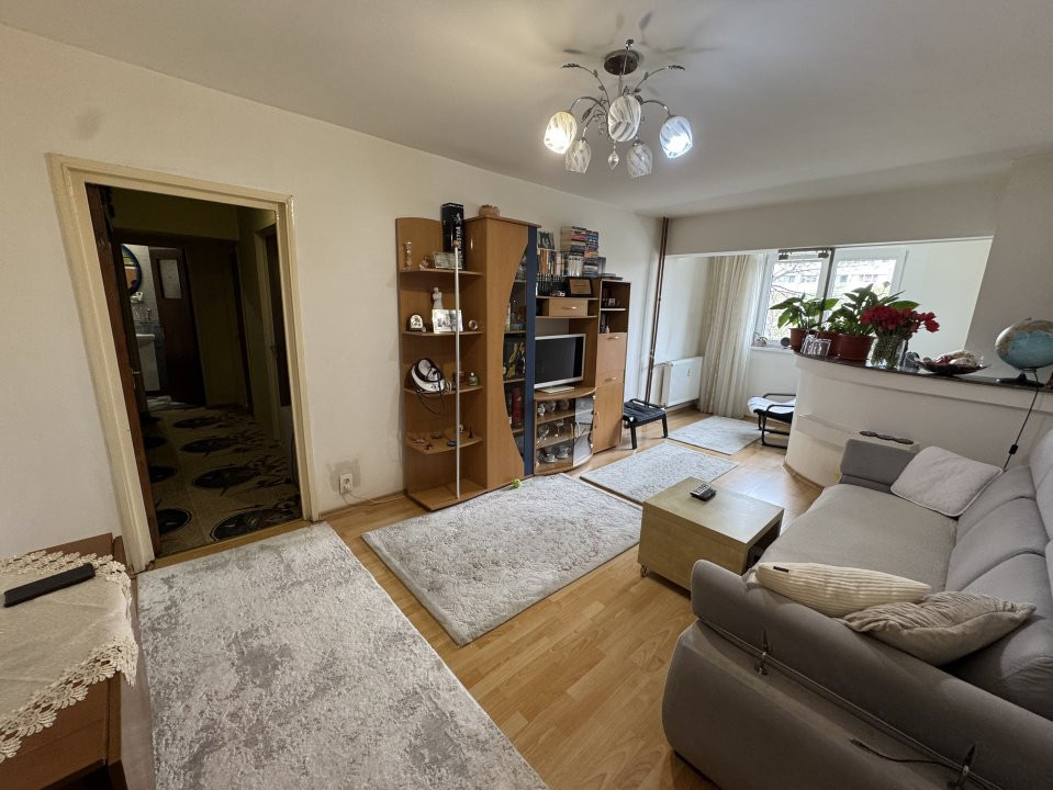 VANZARE APARTAMENT 3 CAMERE - LUJERULUI- MOBILAT UTILAT - METROU 
