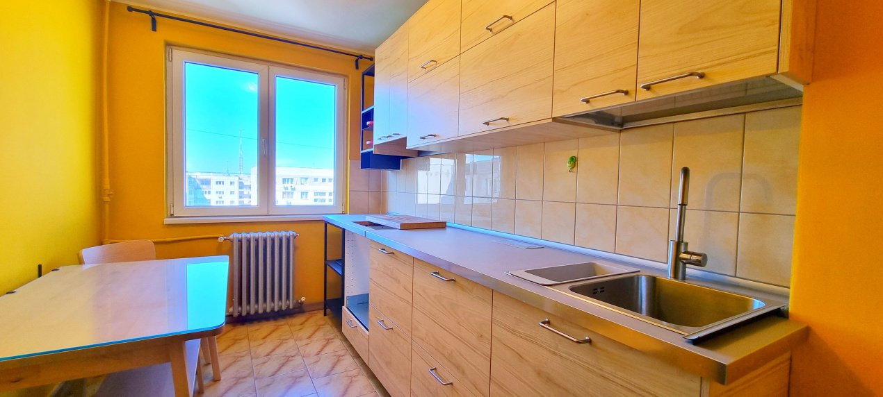 Ap decomandat cu 2 camere la Lujerului, renovat si partial mobilat!