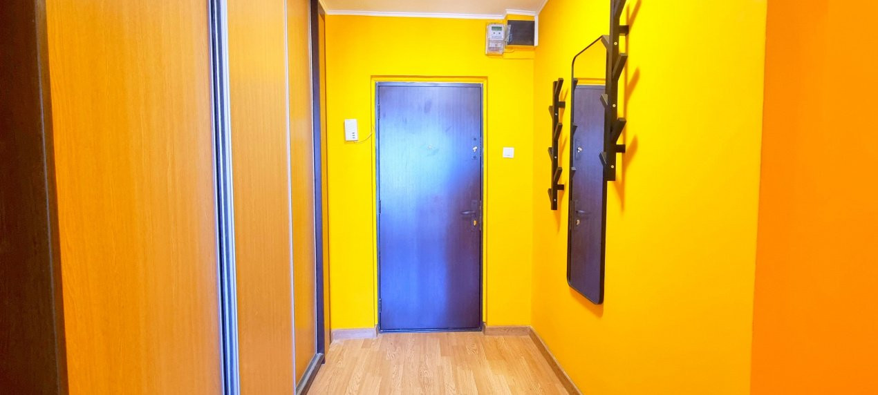 Ap decomandat cu 2 camere la Lujerului, renovat si partial mobilat!