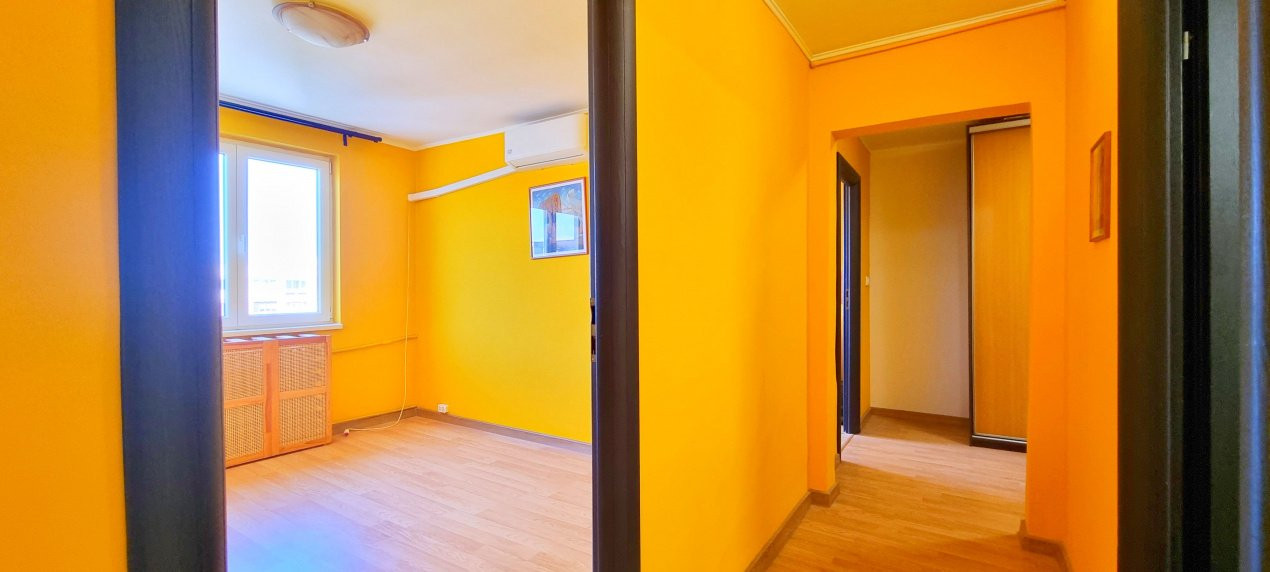 Ap decomandat cu 2 camere la Lujerului, renovat si partial mobilat!
