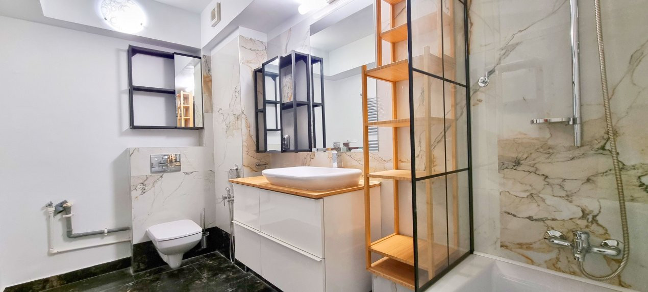 Ap decomandat cu 2 camere la Lujerului, renovat si partial mobilat!