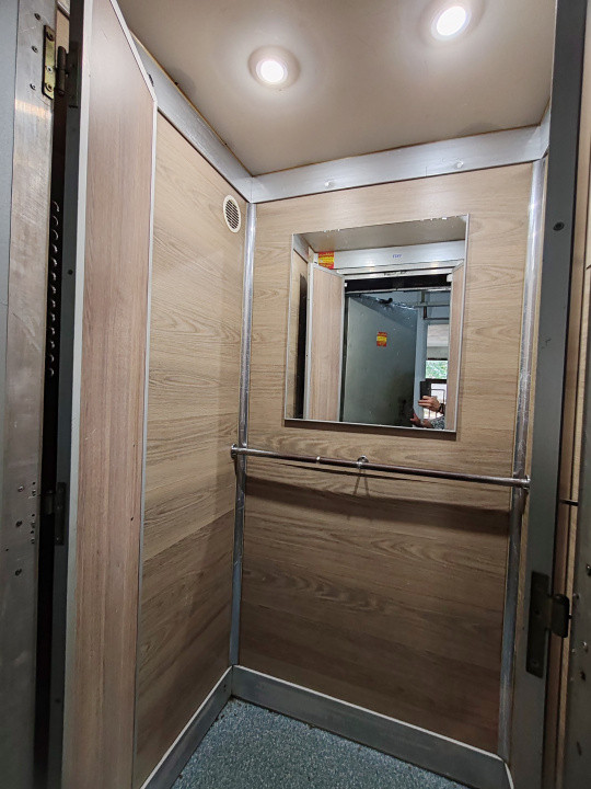  2 Camere | Decomandat | Centrală | An '82 | Reabilitat | Mobilat-Utilat |