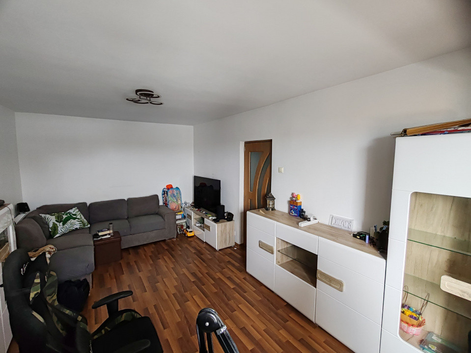  2 Camere | Decomandat | Centrală | An '82 | Reabilitat | Mobilat-Utilat |