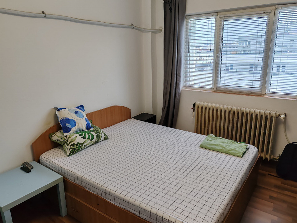  2 Camere | Decomandat | Centrală | An '82 | Reabilitat | Mobilat-Utilat |