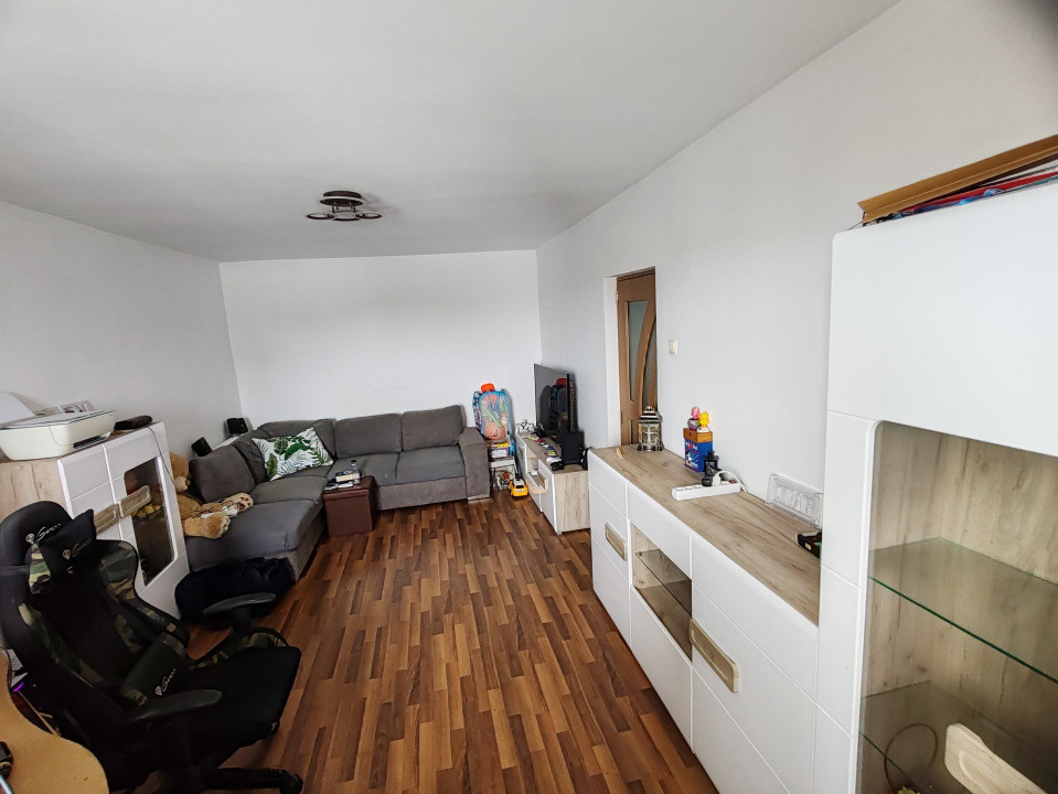  2 Camere | Decomandat | Centrală | An '82 | Reabilitat | Mobilat-Utilat |