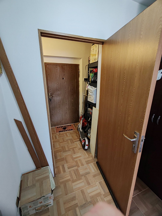  2 Camere | Decomandat | Centrală | An '82 | Reabilitat | Mobilat-Utilat |