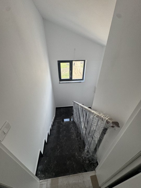 DE VANZARE VILA MAGURELE - TOATE UTILITATILE TEREN - STRADA ASFALTATA
