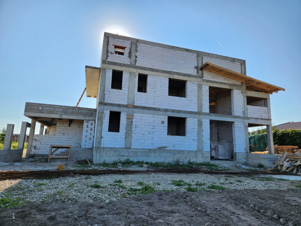 Casa foarte spectaculoasa 300mp | Teren 900mp | Finisaje la alegere | Balotesti