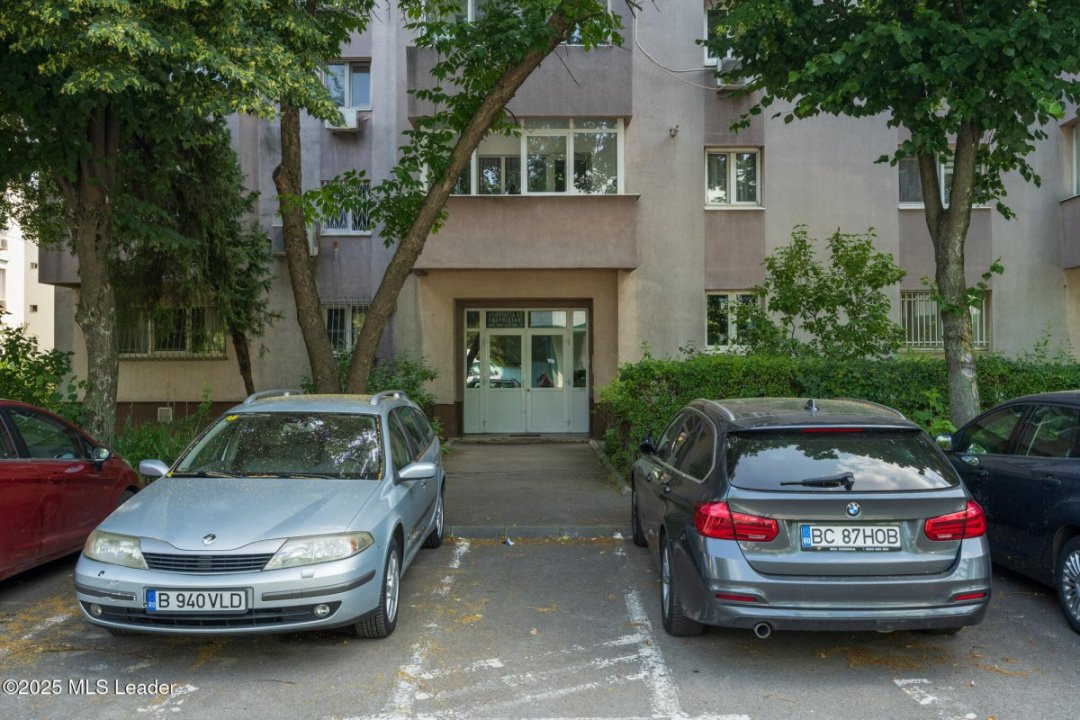 Apartament 3 camere 95 mp in Aviatiei