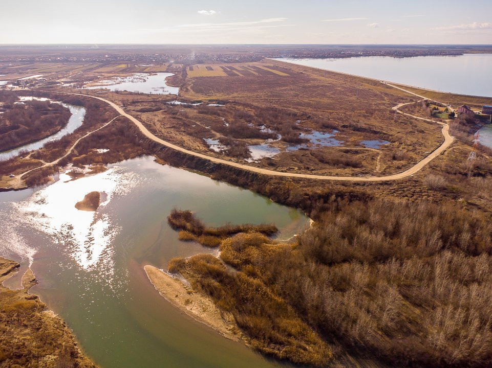 Teren intravilan Măgurele langa padurea Cornetu si Arges