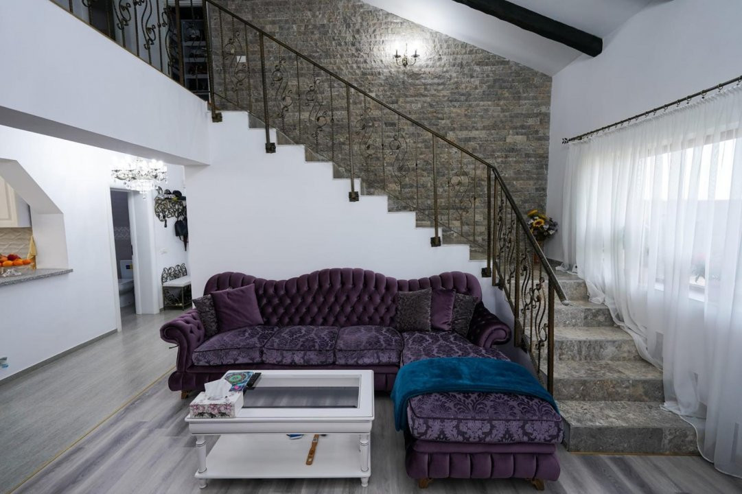 Vila 4 Camere - Mobilata lux - Piscina  - Zona linistita - Domnesti