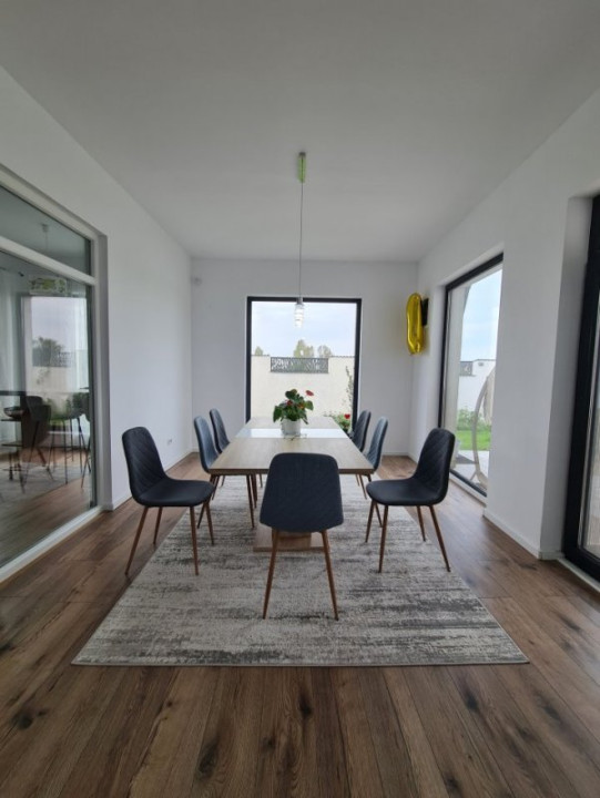 Vila 5 Camere - Gradina generoasa - Piscina - Teren 800mp