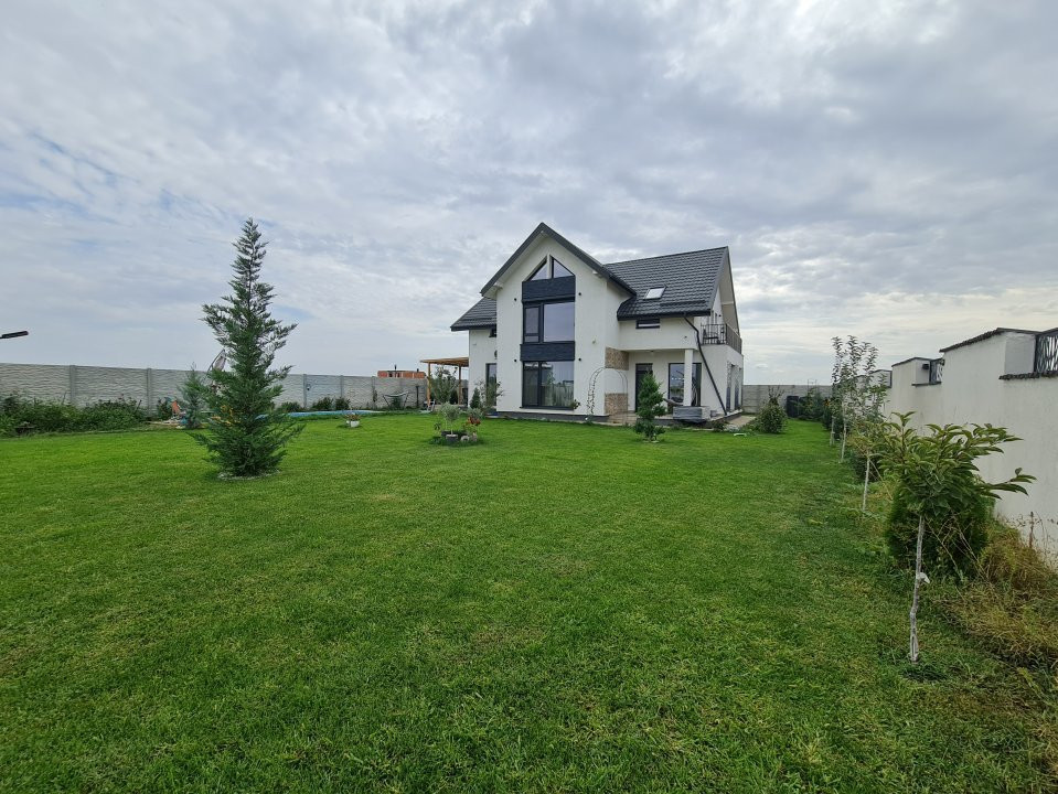 Vila 5 Camere - Gradina generoasa - Piscina - Teren 800mp
