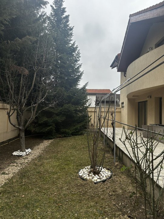 Vanzare Casa / vilă superbă în Pipera