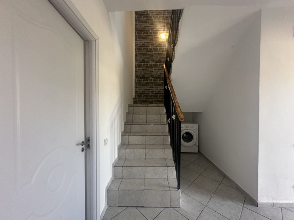 CASA 179 MP LOT 250 MP CLINCENI