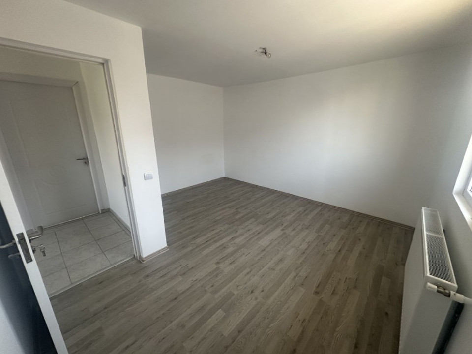 CASA 179 MP LOT 250 MP CLINCENI