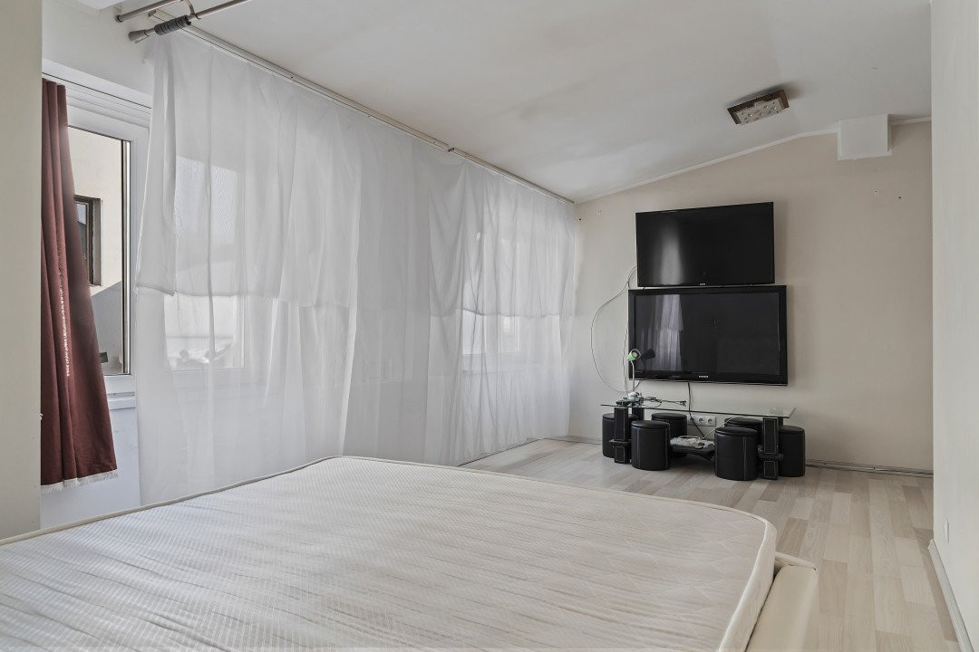 Cotroceni | Apartament 3 camere in vila 