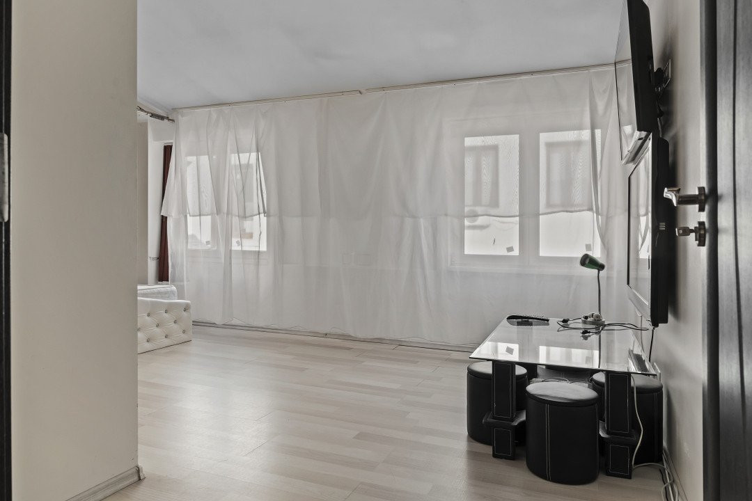 Cotroceni | Apartament 3 camere in vila 