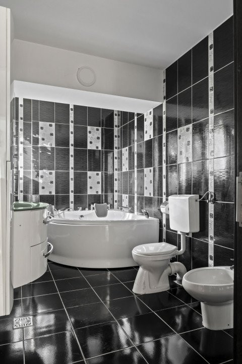Cotroceni | Apartament 3 camere in vila 