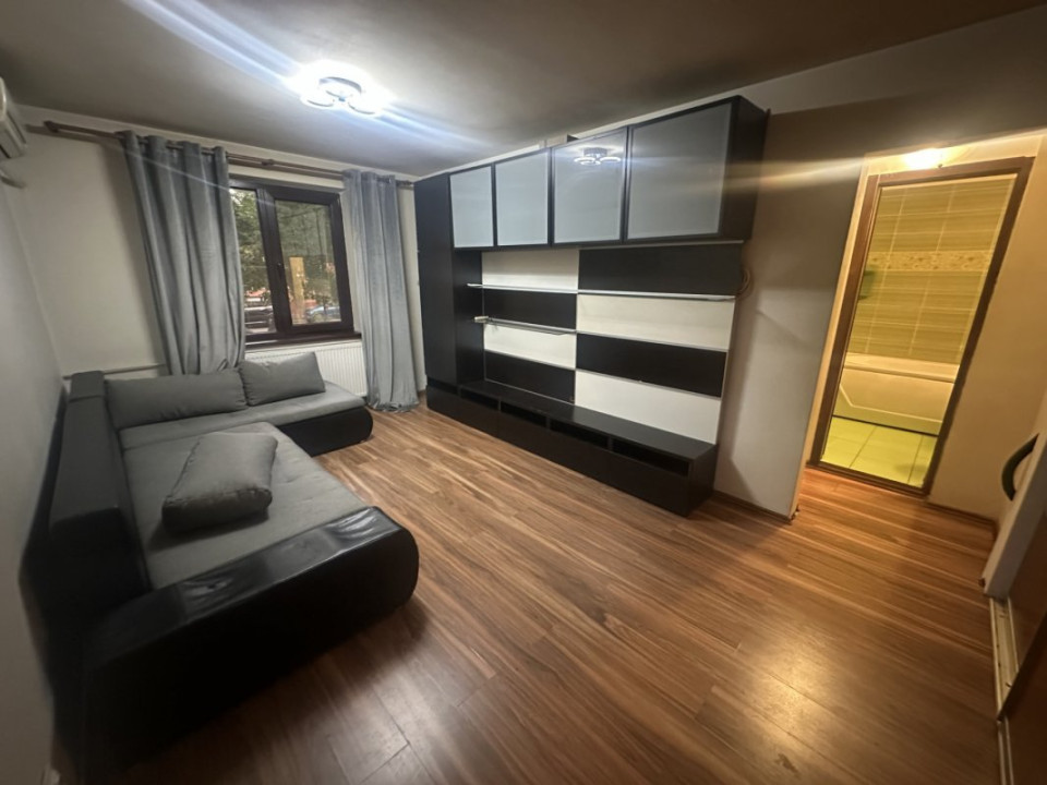 Apartament 4 camere Nasaud 82 mp