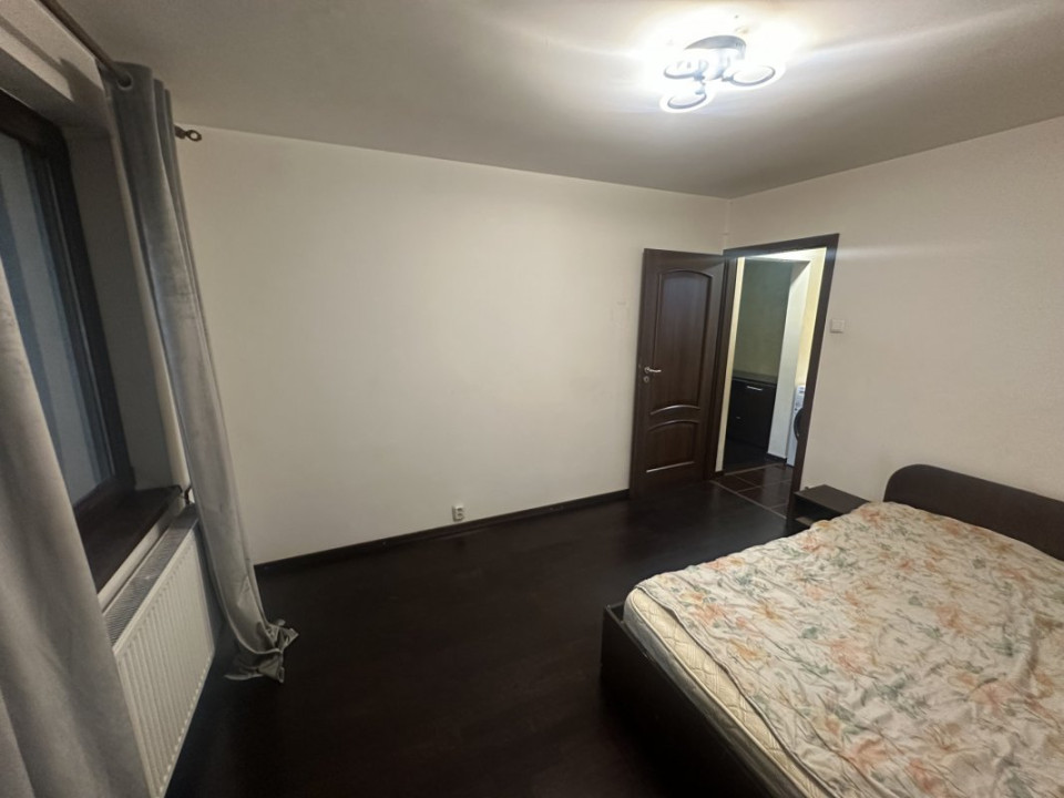 Apartament 4 camere Nasaud 82 mp