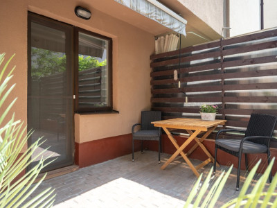 2 camere - curte 36mp - Ozana - str. Fetesti